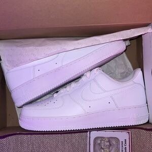 men’s size 8 Air Forces